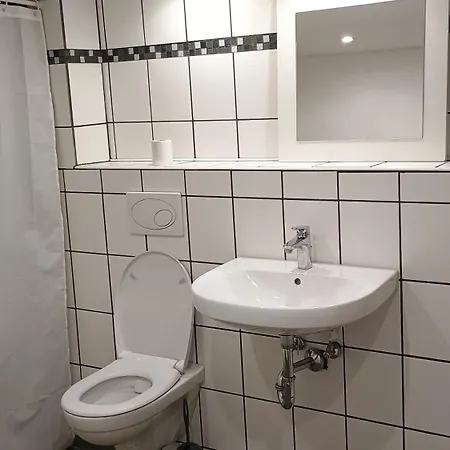 Asx Gri Montorszimm -ferienzimmer